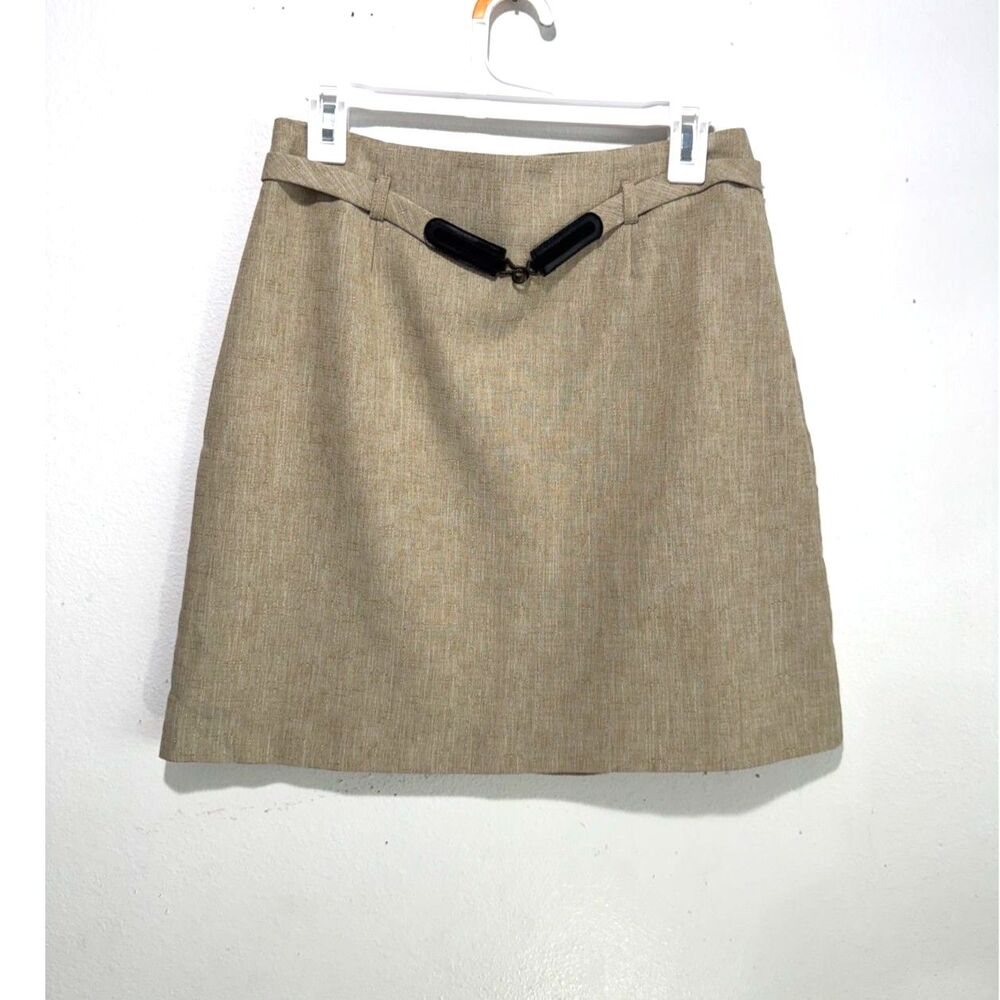 Requirements skirt business casual career neutral preppy minimalist women 8